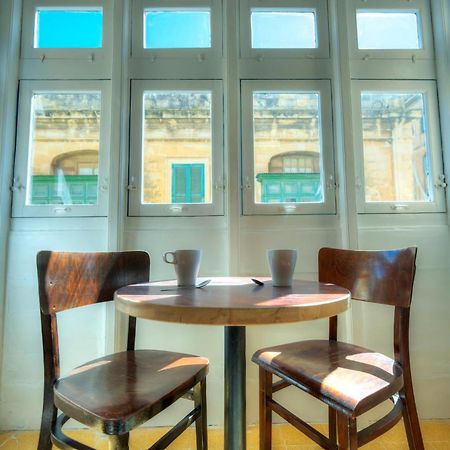 Charming 1Bedroom,Roof Terrace Near Valletta Dazz1-1 Флориана Экстерьер фото